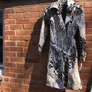 NWT New York and Company abstract print jacket. Size 2.